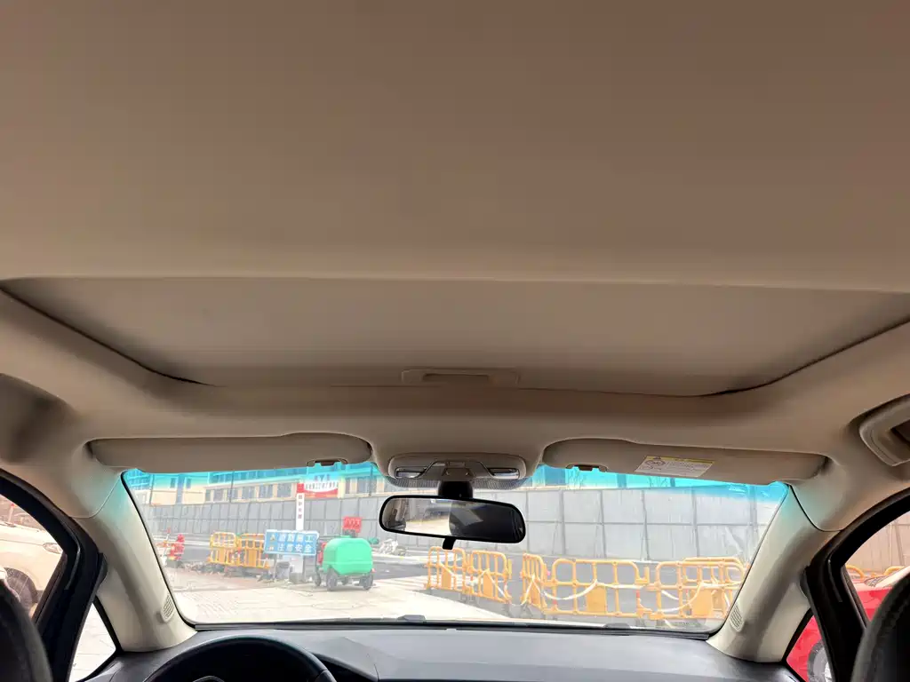 Vision X3 2017 1.5L automatic premium model купить на сайте DeffCars