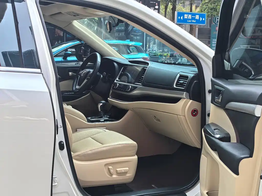 Highlander 2017 2.0T four-wheel drive luxury version 7 seats купить на сайте DeffCars