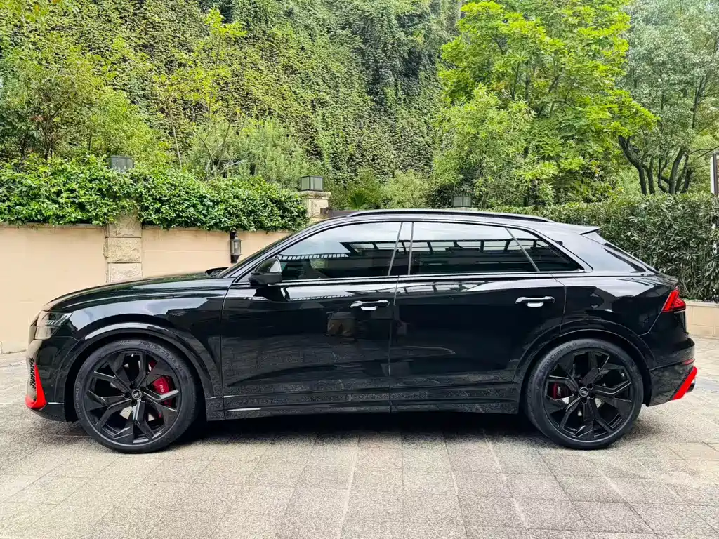 Audi RS Q8 2022 RS Q8 4.0T купить на сайте DeffCars