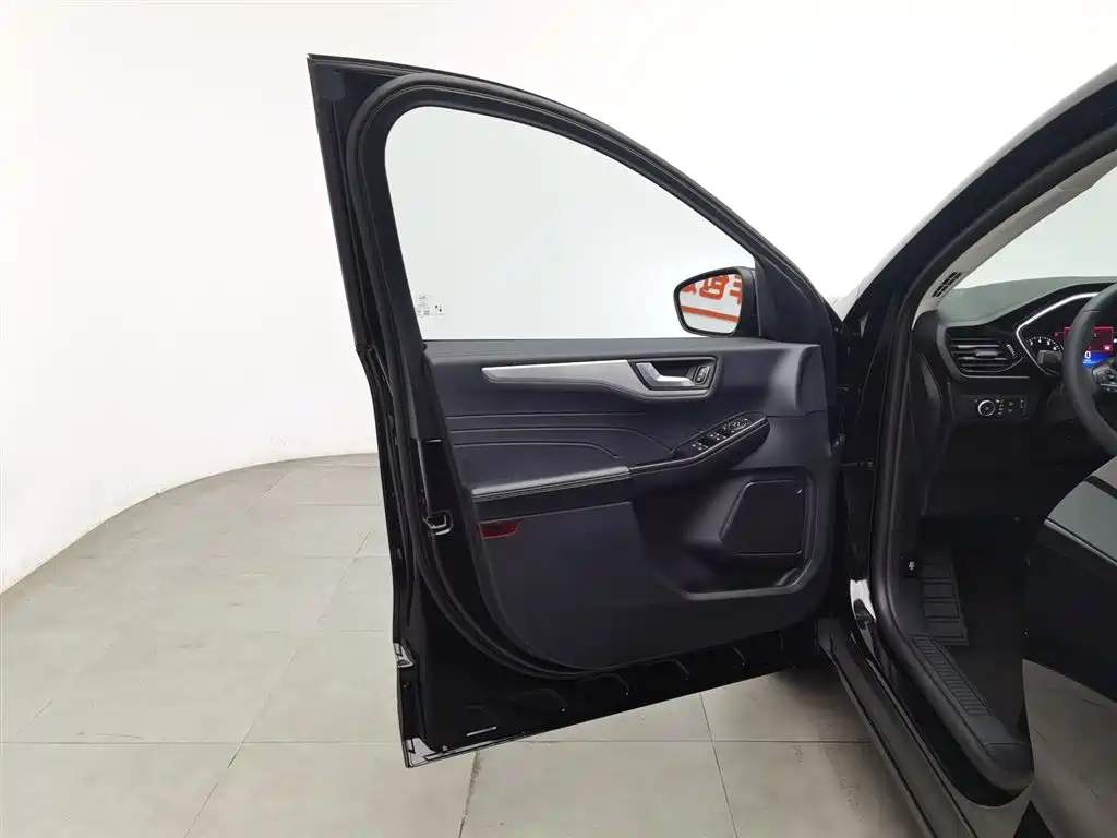 Ruiji 2024 EcoBoost 245 two-wheel drive leisure model купить на сайте DeffCars
