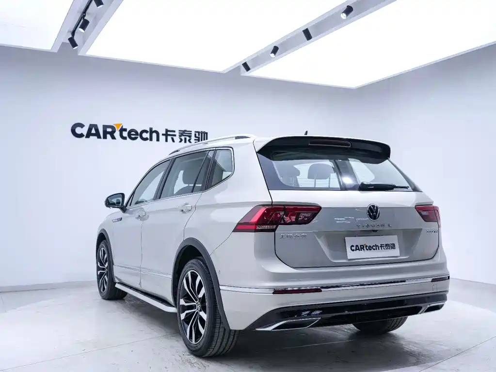 Tiguan L 2021 330TSI automatic two-wheel drive R-Line version купить на сайте DeffCars