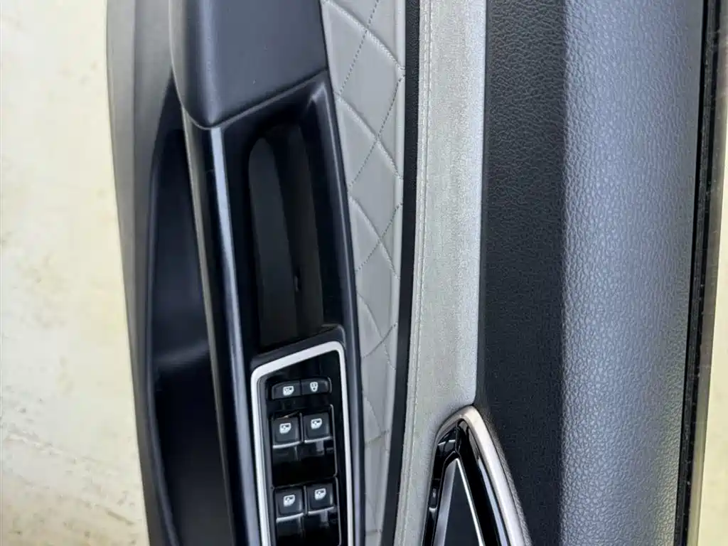 Jetta VS7 2022 280TSI automatic high-gloss enjoyment version купить на сайте DeffCars