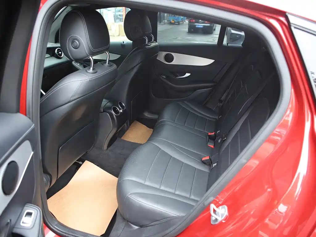 Mercedes-Benz GLC Coupe 2020 GLC 260 4MATIC Coupe SUV купить на сайте DeffCars