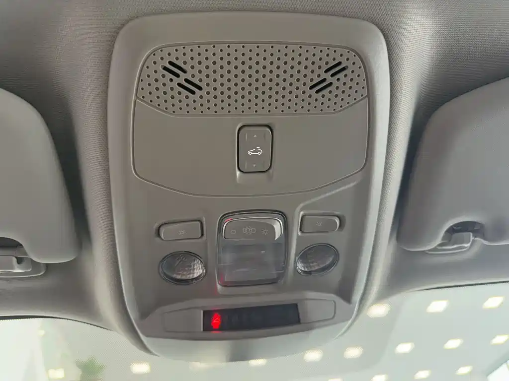Peugeot 2008 2022 230THP THE ONE купить на сайте DeffCars