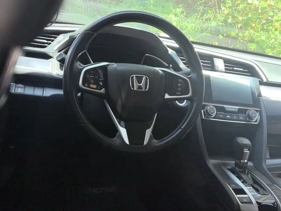 Civic 2016 220TURBO CVT Premium Edition купить на сайте DeffCars