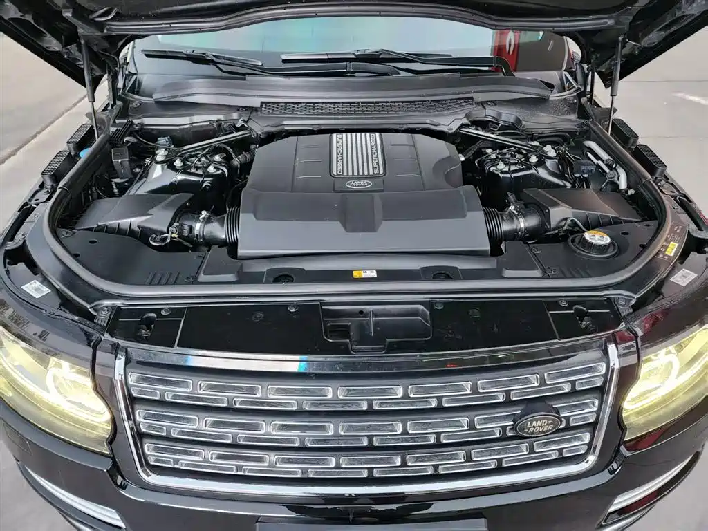 Range Rover 2015 3.0 SC V6 Vogue SE Genesis Extended Edition купить на сайте DeffCars