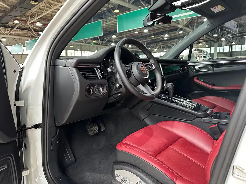 Macan 2024 Macan S 2.9T купить на сайте DeffCars