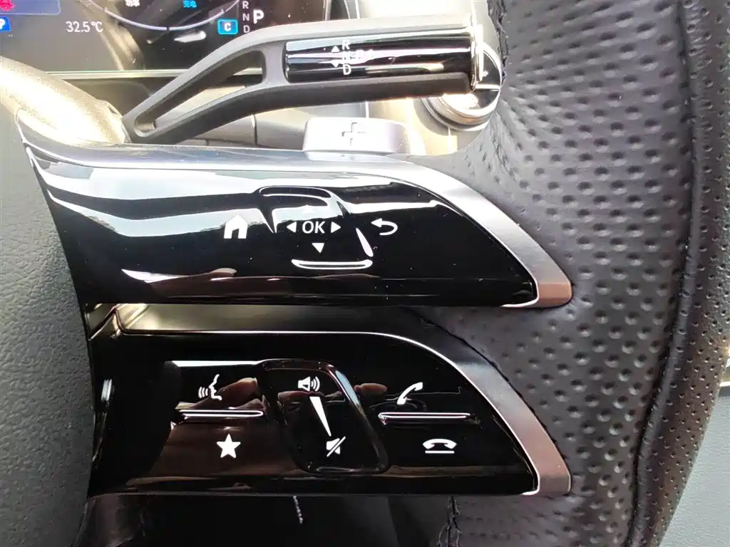 Mercedes-Benz GLC 2025 facelift GLC 300 L 4MATIC dynamic 5-seater купить на сайте DeffCars