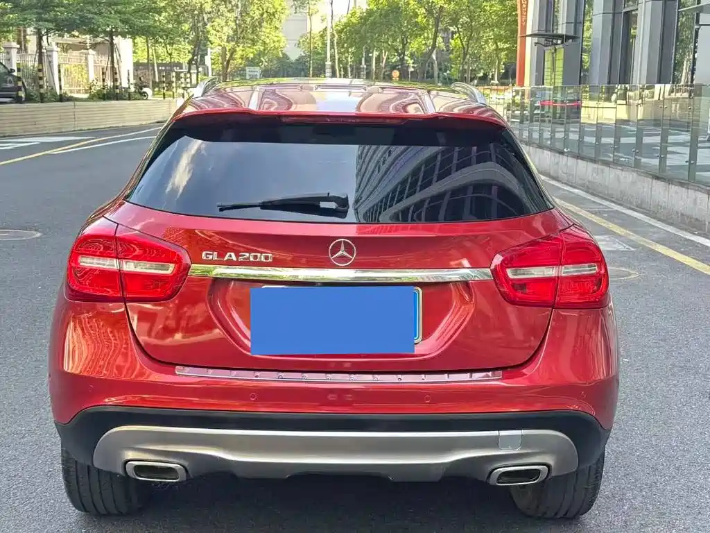 Mercedes-Benz GLA 2015 GLA 200 Fashion Model купить на сайте DeffCars
