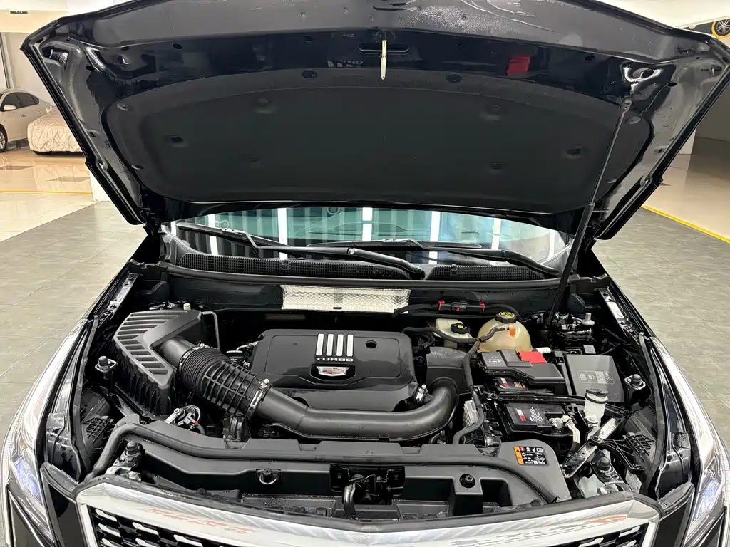 Cadillac XT5 2022 2.0T two-wheel drive luxury model купить на сайте DeffCars