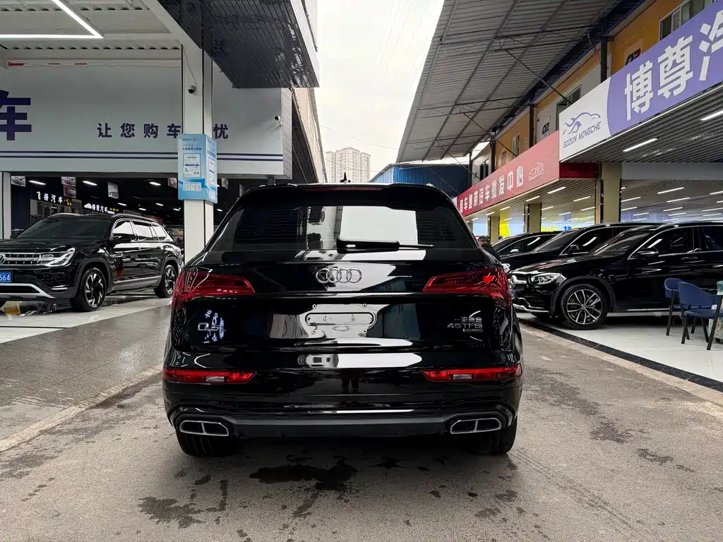 Audi Q5L 2023 45T Premium Dynamic Model купить на сайте DeffCars