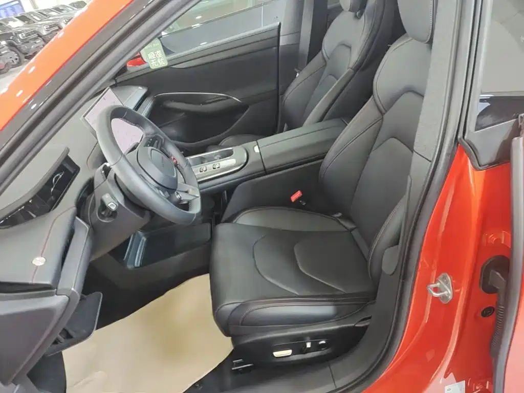 Xiaomi SU7 2024 rear-drive ultra-long battery life high-end smart driving Pro version купить на сайте DeffCars