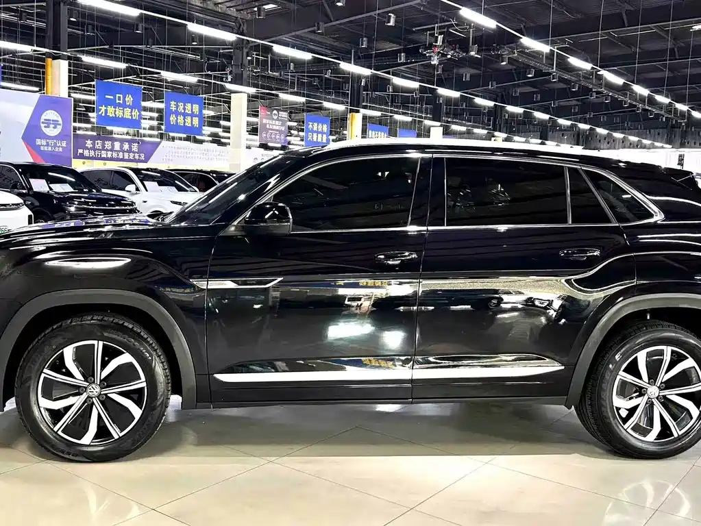 Touron 2020 Touron X 330TSI two-wheel drive luxury version купить на сайте DeffCars