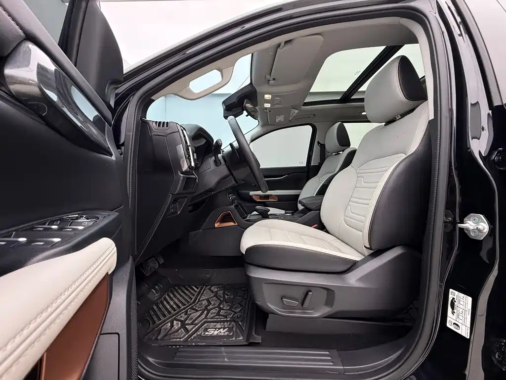 Ranger 2023 Explorer 4WD automatic version gasoline купить на сайте DeffCars