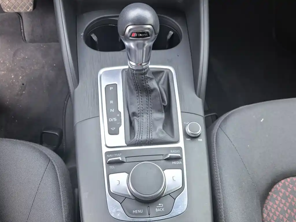 Audi A3 2018 30th Anniversary Model Sportback 35 TFSI Enterprising купить на сайте DeffCars