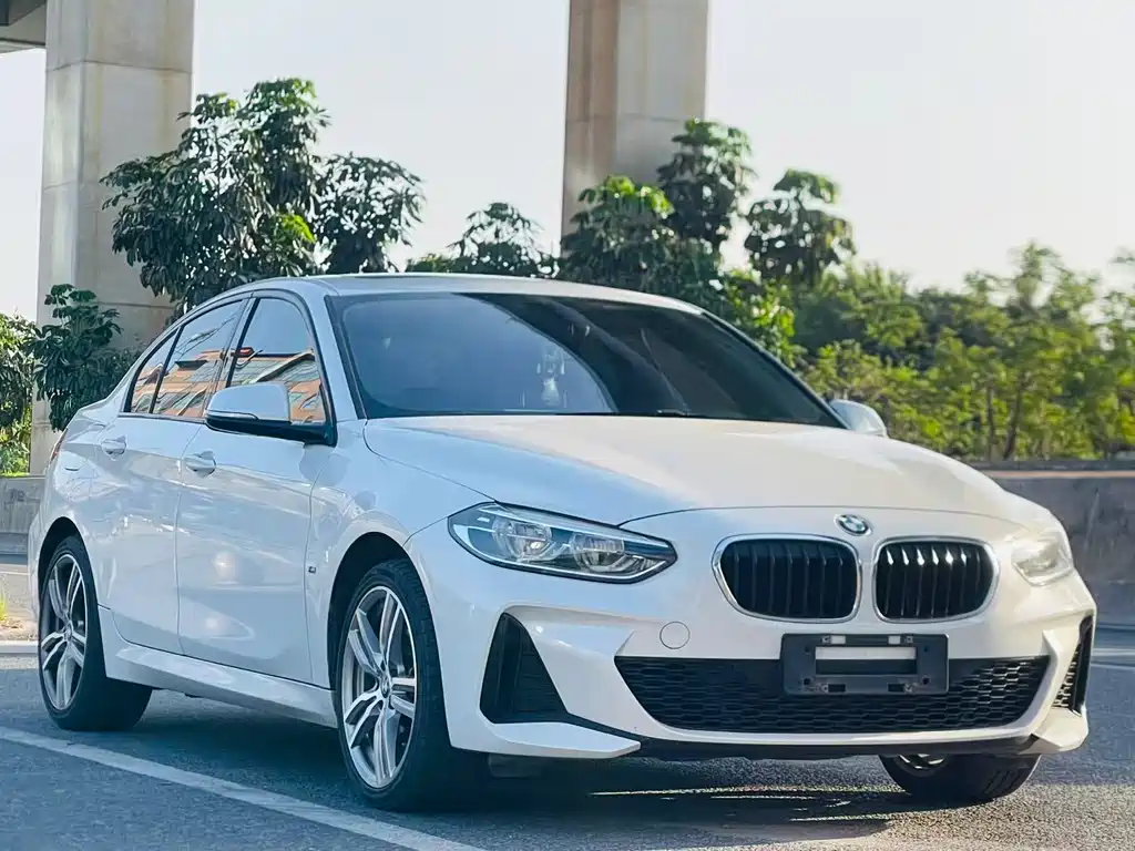 BMW 1 Series 2019 120i Leading M Sports Package купить на сайте DeffCars