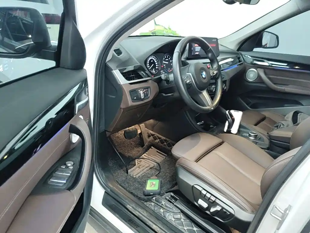 BMW X1 2021 Modified sDrive25Li Leading купить на сайте DeffCars