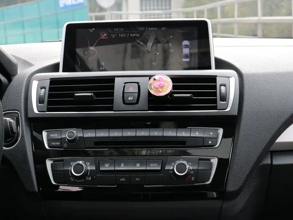 BMW 1 Series 2017 118i Sports купить на сайте DeffCars