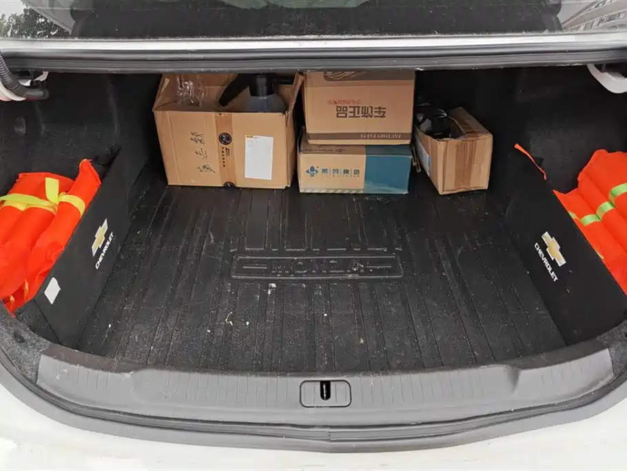 Cruze 2022 320 Automatic Sunroof Edition купить на сайте DeffCars