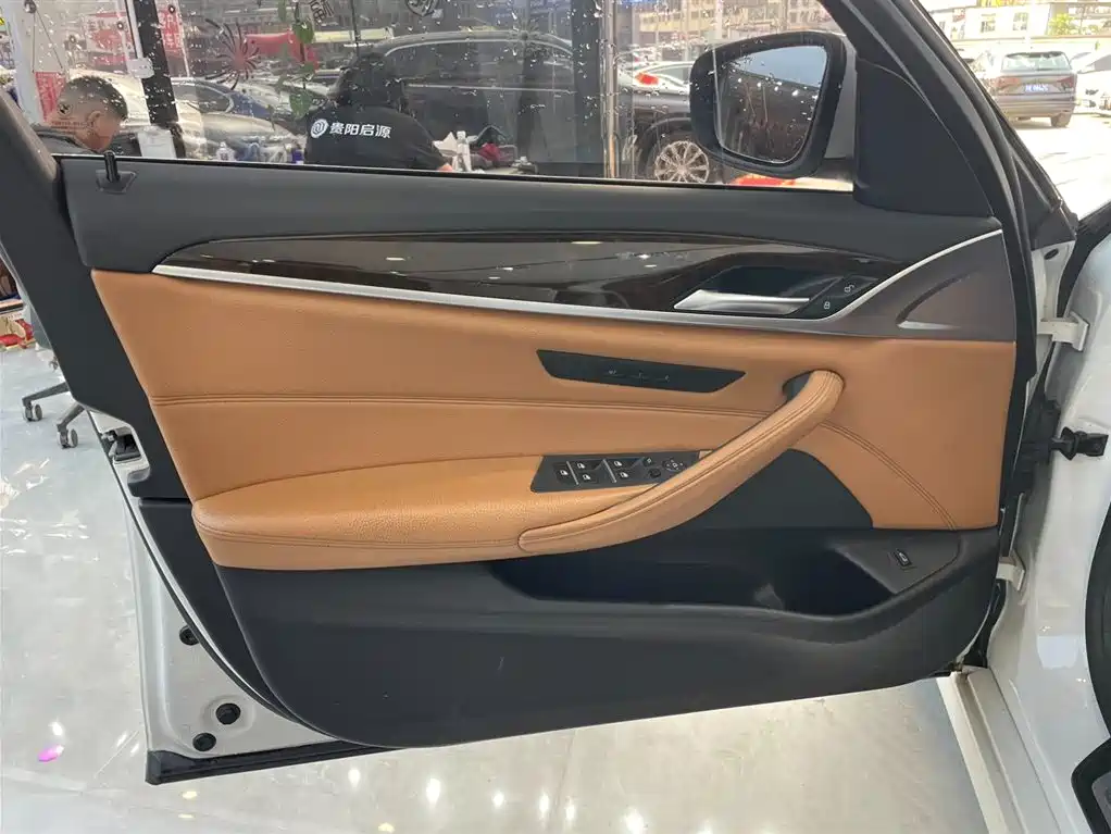 BMW 5 Series 2018 528Li Special Edition launched купить на сайте DeffCars