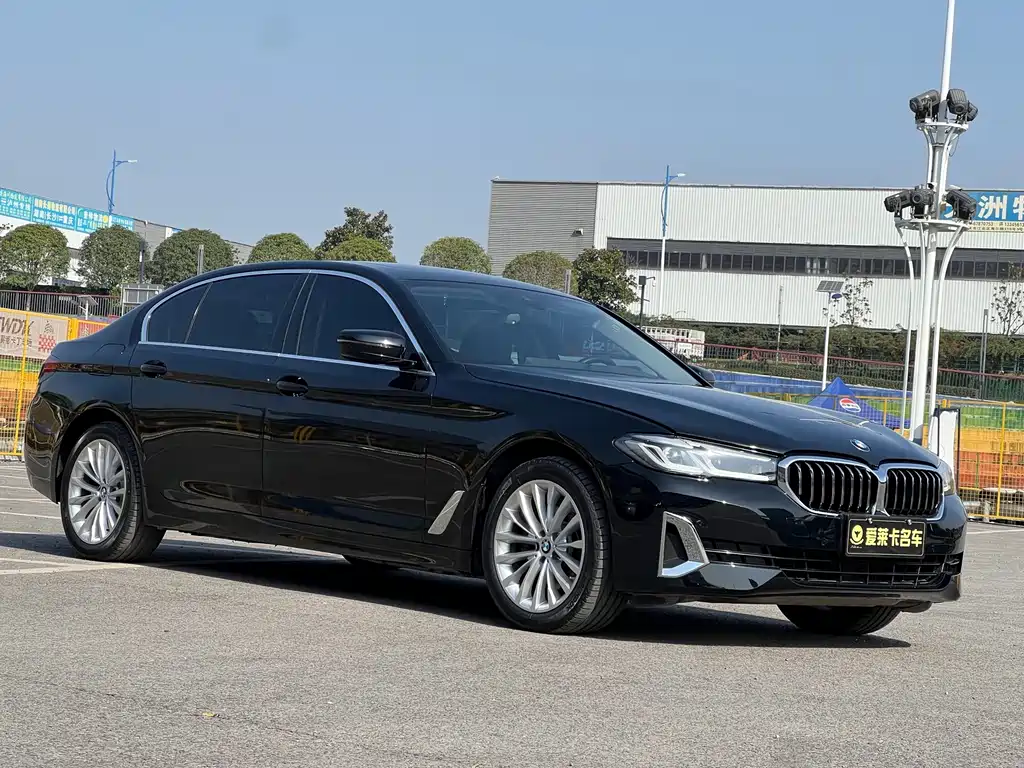 BMW 5 Series 2021 525Li Luxury Package купить на сайте DeffCars