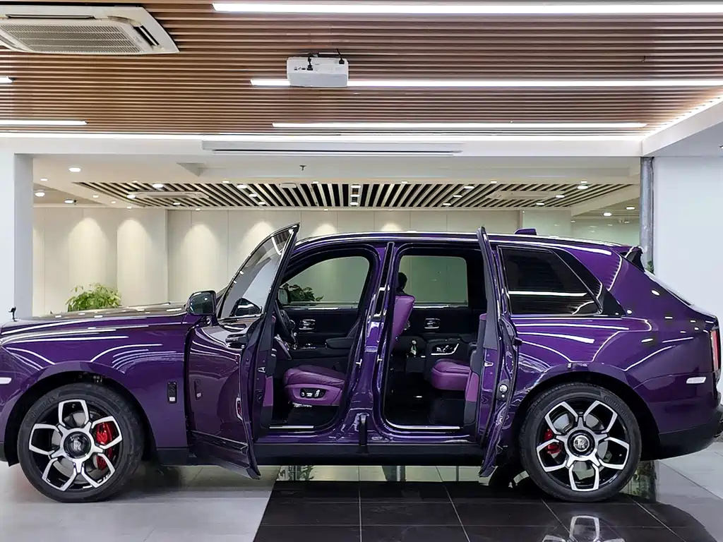 Cullinan 2024 four-seat version купить на сайте DeffCars