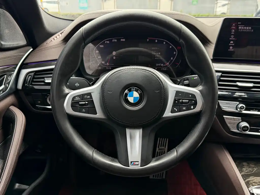 BMW 5 Series 2020 525Li M Sports Package купить на сайте DeffCars