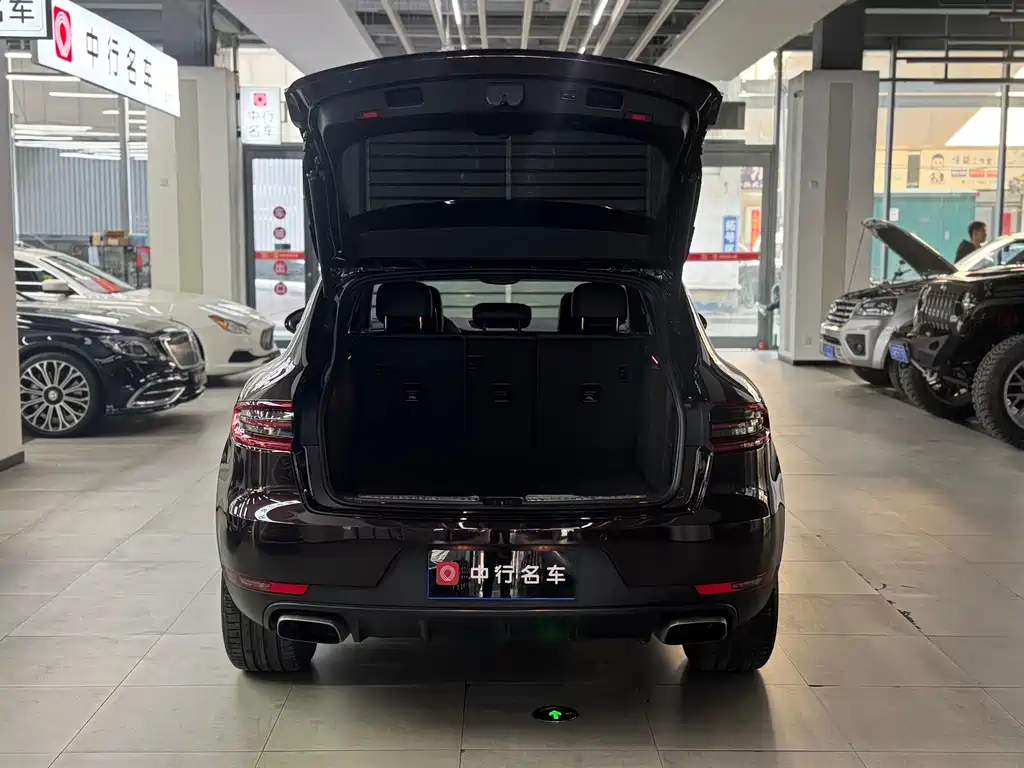 Macan 2017 Macan 2.0T купить на сайте DeffCars