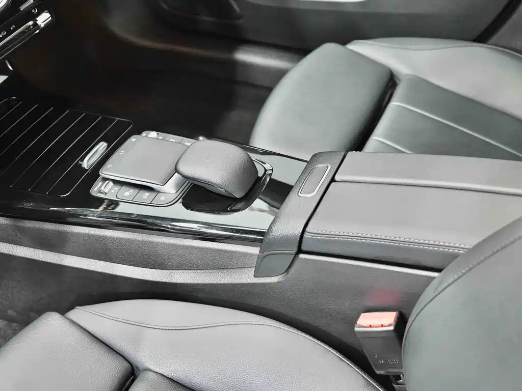 Mercedes-Benz A-Class 2022 A 200 L Sports Sedan Fashionable купить на сайте DeffCars