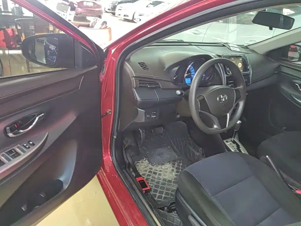 YARiS L 2015 1.5E automatic charm version купить на сайте DeffCars
