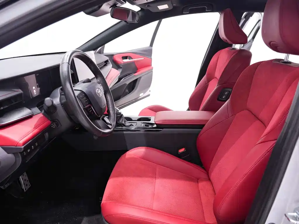 Camry 2024 Dual Engine 2.0HXS Sports Plus Edition купить на сайте DeffCars