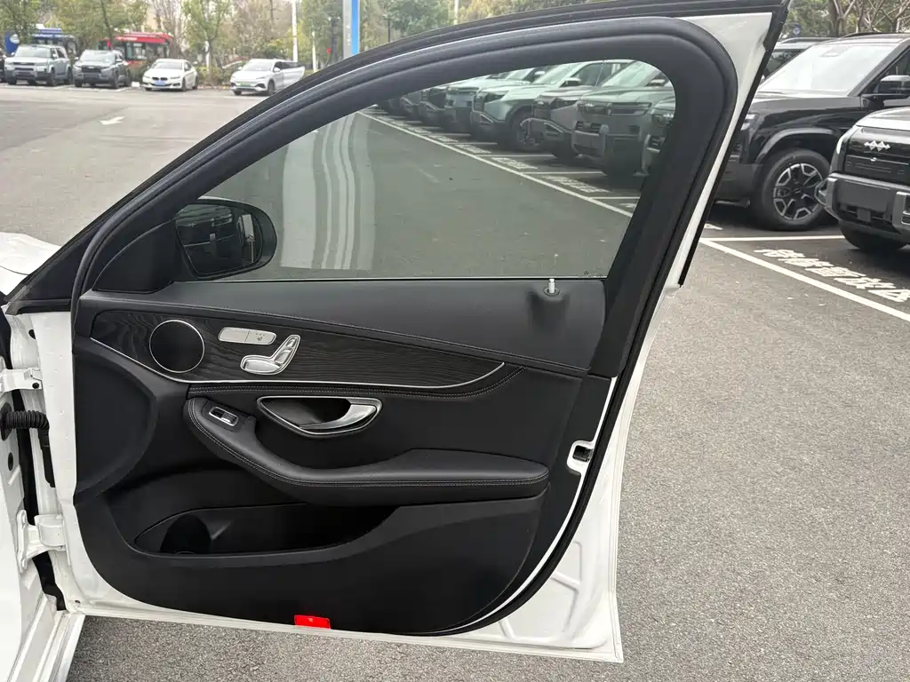 Mercedes-Benz C-Class 2020 C 260 L Sports Edition купить на сайте DeffCars