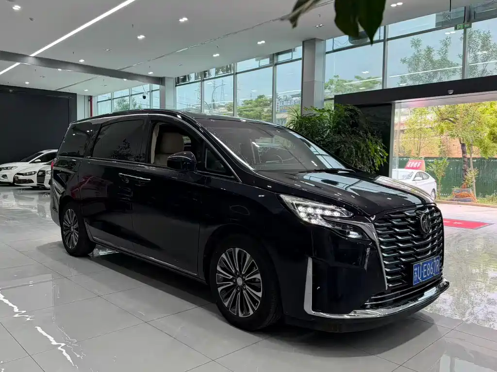 Buick GL8 2023 ES Lu Zun luxury model купить на сайте DeffCars