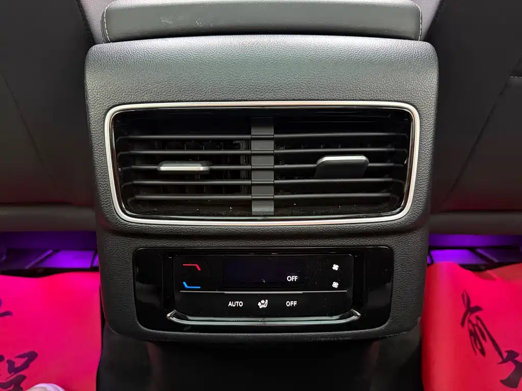 Lanxun 2023 380TSI four-wheel drive R-Line cruise version купить на сайте DeffCars