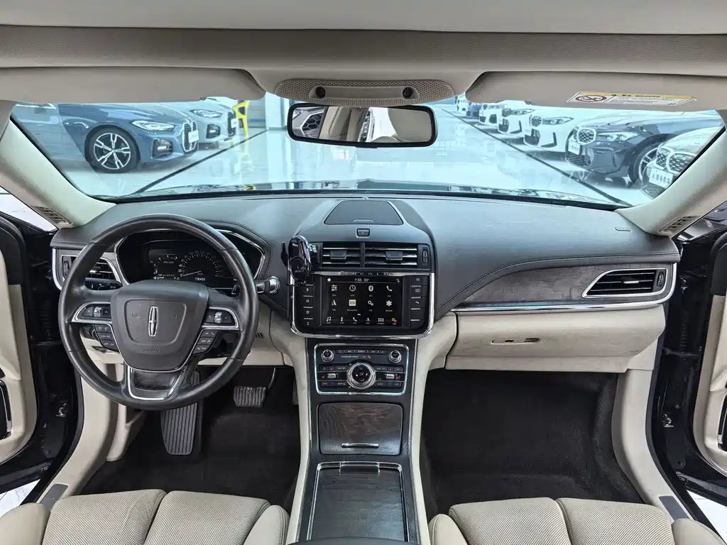 Lincoln Continental 2018 2.0T Two-wheel drive Exclusive Edition купить на сайте DeffCars