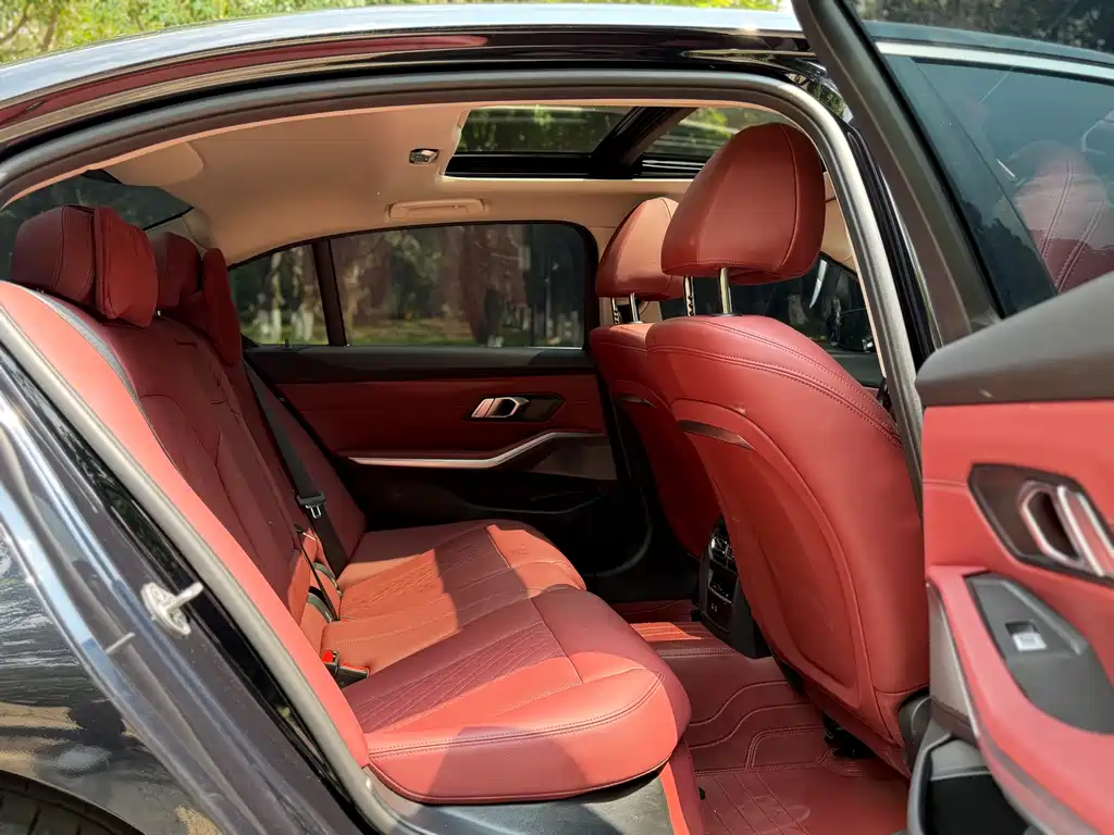 BMW 3 Series 2025 325Li M Sports Package купить на сайте DeffCars