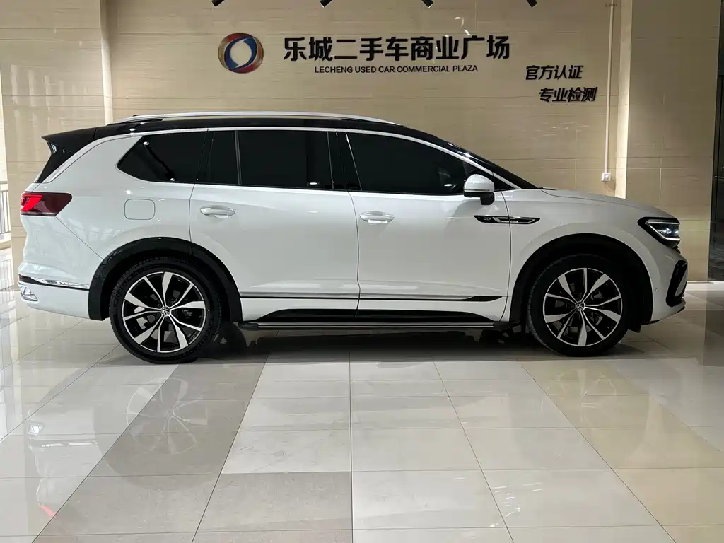 Lanjing 2021 380TSI four-wheel drive R-Line extension version купить на сайте DeffCars