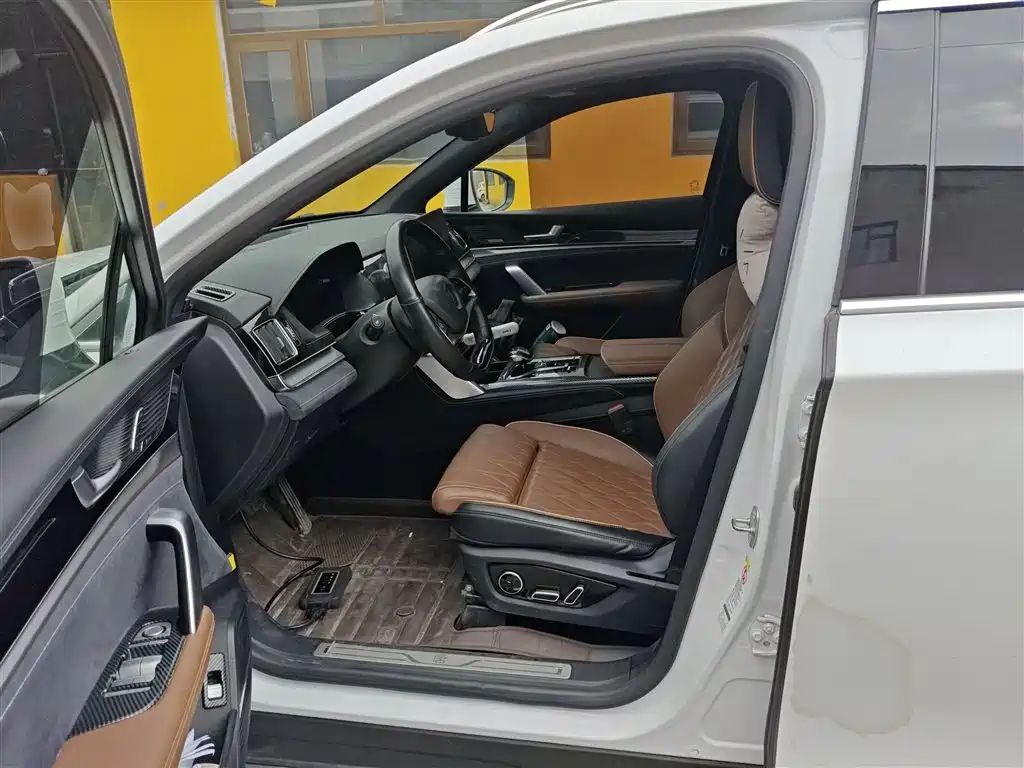 Tangxin Energy 2021 DM-i 112KM Honor Type купить на сайте DeffCars