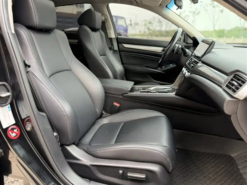 Accord 2022 Sharp Hybrid 2.0L Sharp Collar Edition купить на сайте DeffCars