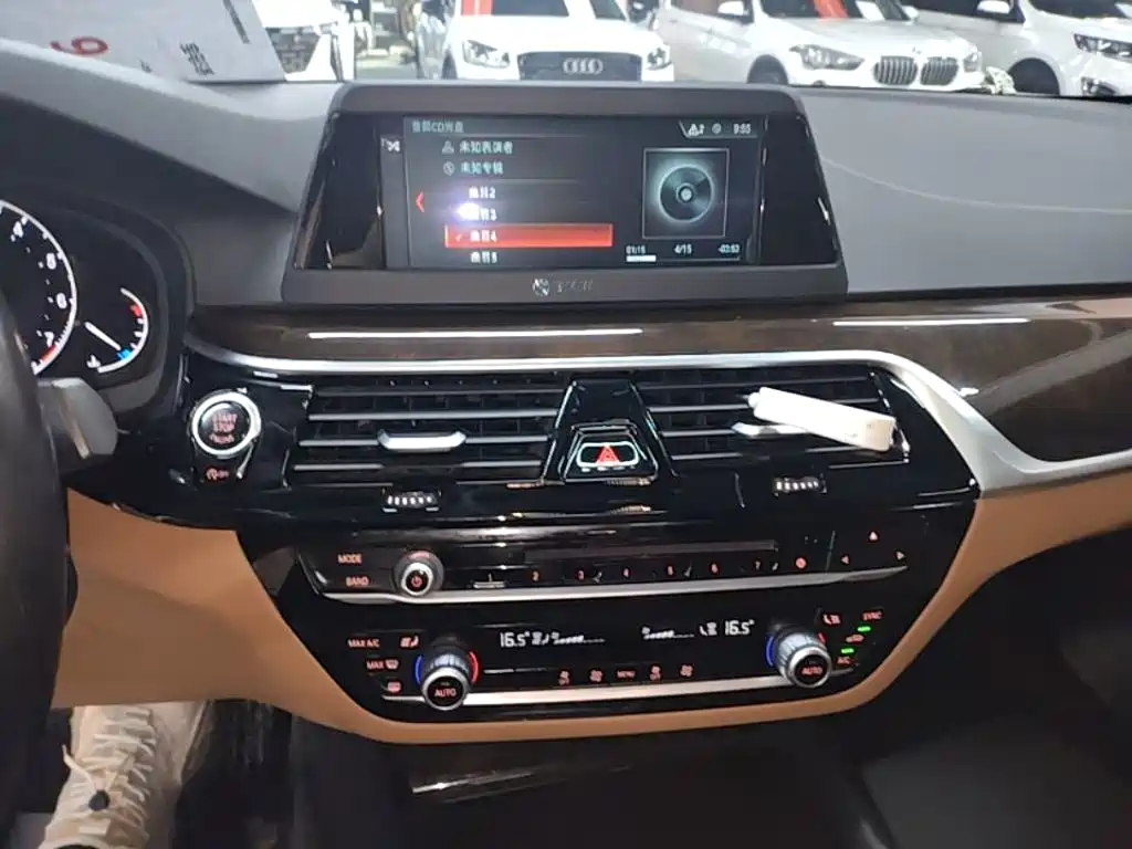 BMW 5 Series 2018 528Li Special Edition launched купить на сайте DeffCars
