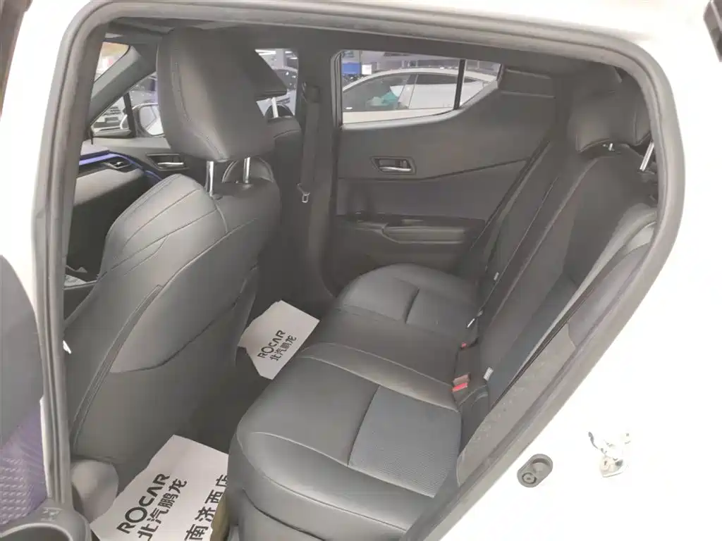 Toyota C-HR 2020 2.0L Leading Edition купить на сайте DeffCars