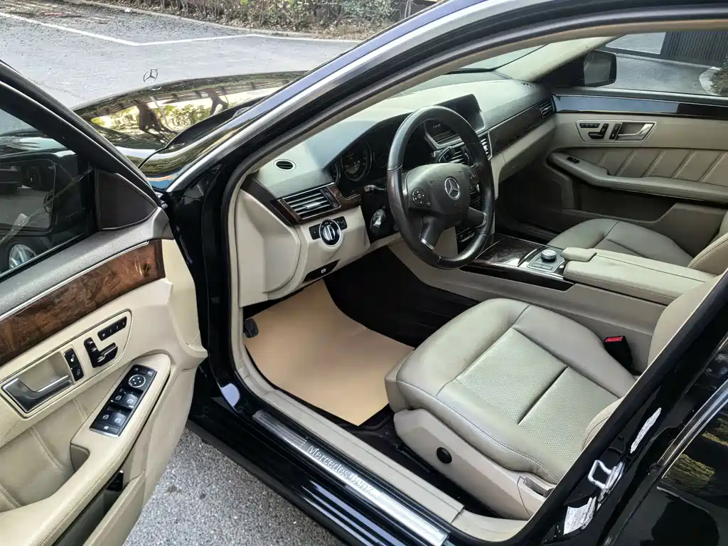 Mercedes-Benz E-Class 2012 E 200 L CGI Elegant купить на сайте DeffCars