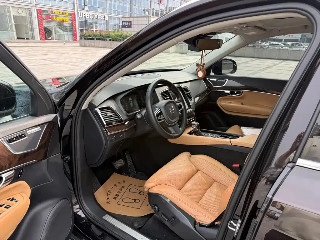 Volvo XC90 2015 T6 Zhiya Edition 7 seats купить на сайте DeffCars
