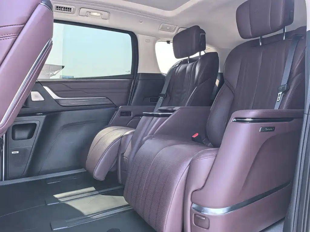 Century 2023 2.0T seven-seat Yuanshi Edition купить на сайте DeffCars