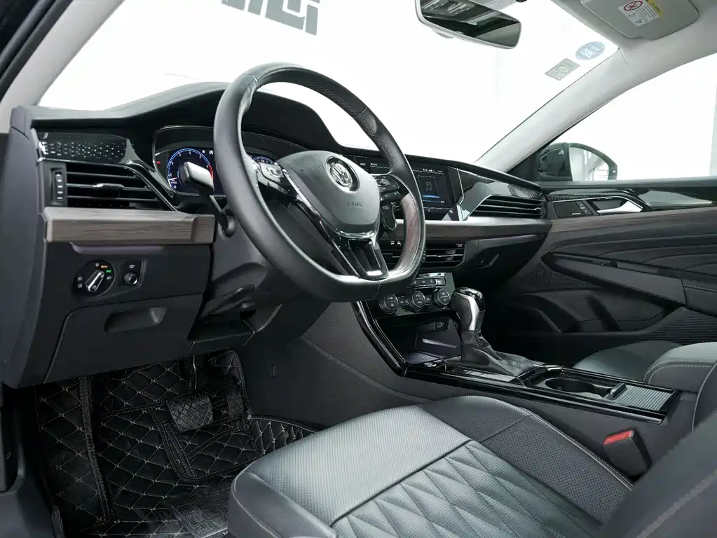 Passat 2019 380TSI Flagship Edition National VI купить на сайте DeffCars