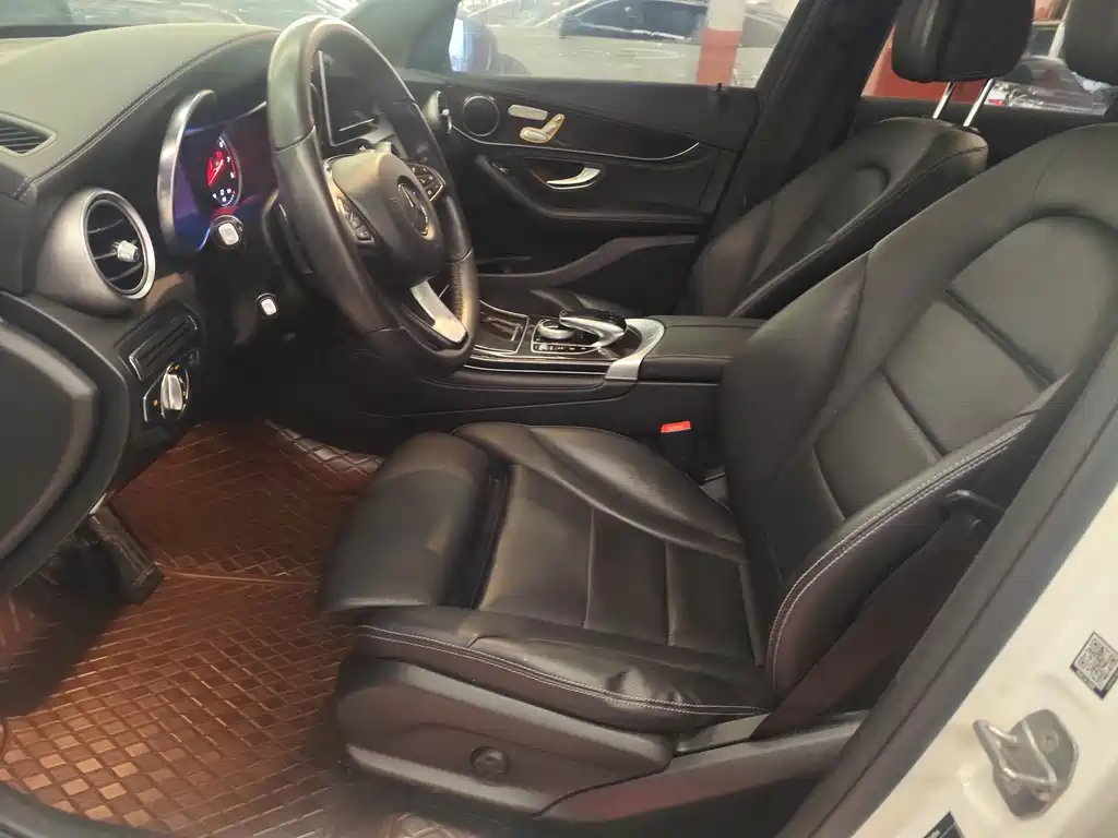 Mercedes-Benz GLC 2019 GLC 260 L 4MATIC Dynamic купить на сайте DeffCars