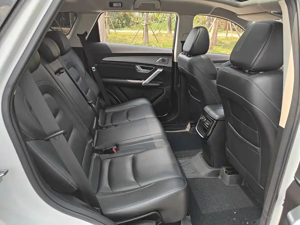 Jietu X70 PLUS 2021 model 1.6T DCT 6 seats купить на сайте DeffCars