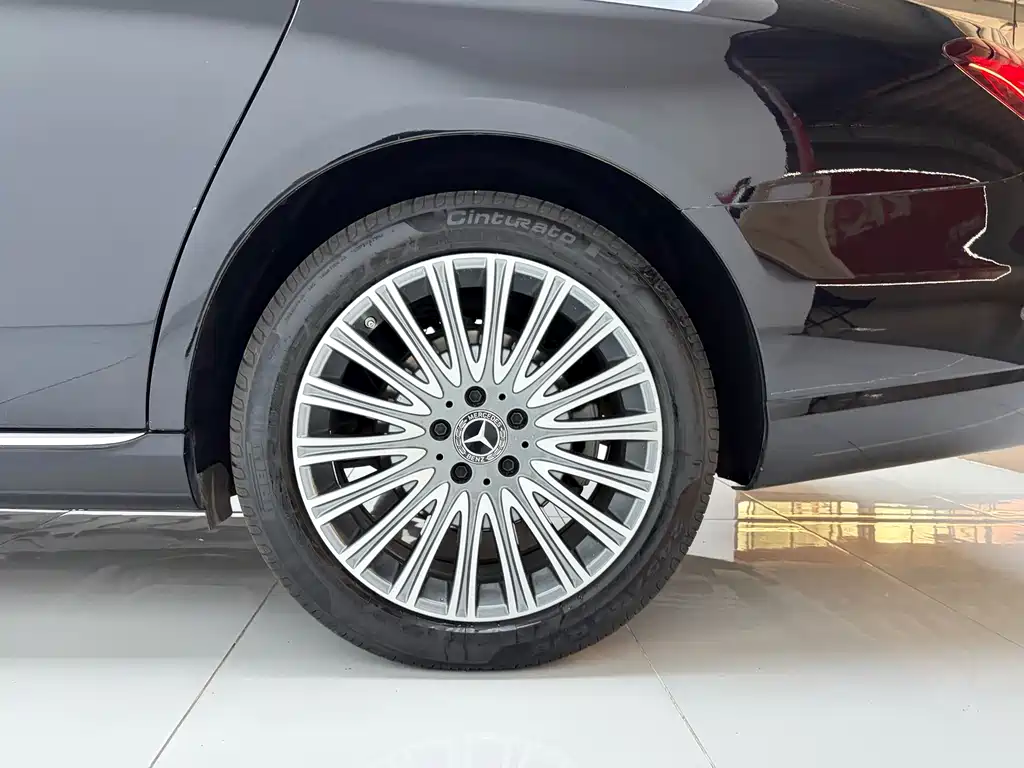 Mercedes-Benz E-Class 2023 E 300 L Luxury Model купить на сайте DeffCars
