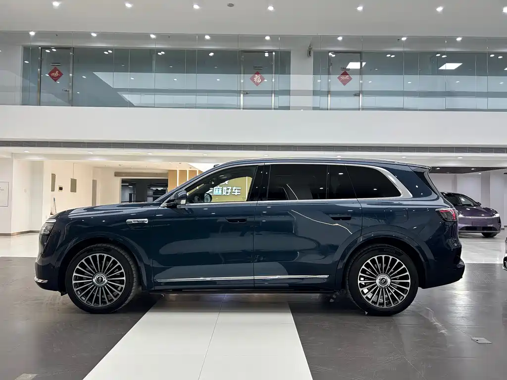 Wenjie M8 2025 extended range Ultra version 53.4kWh 5-seat version 192-line lidar) купить на сайте DeffCars