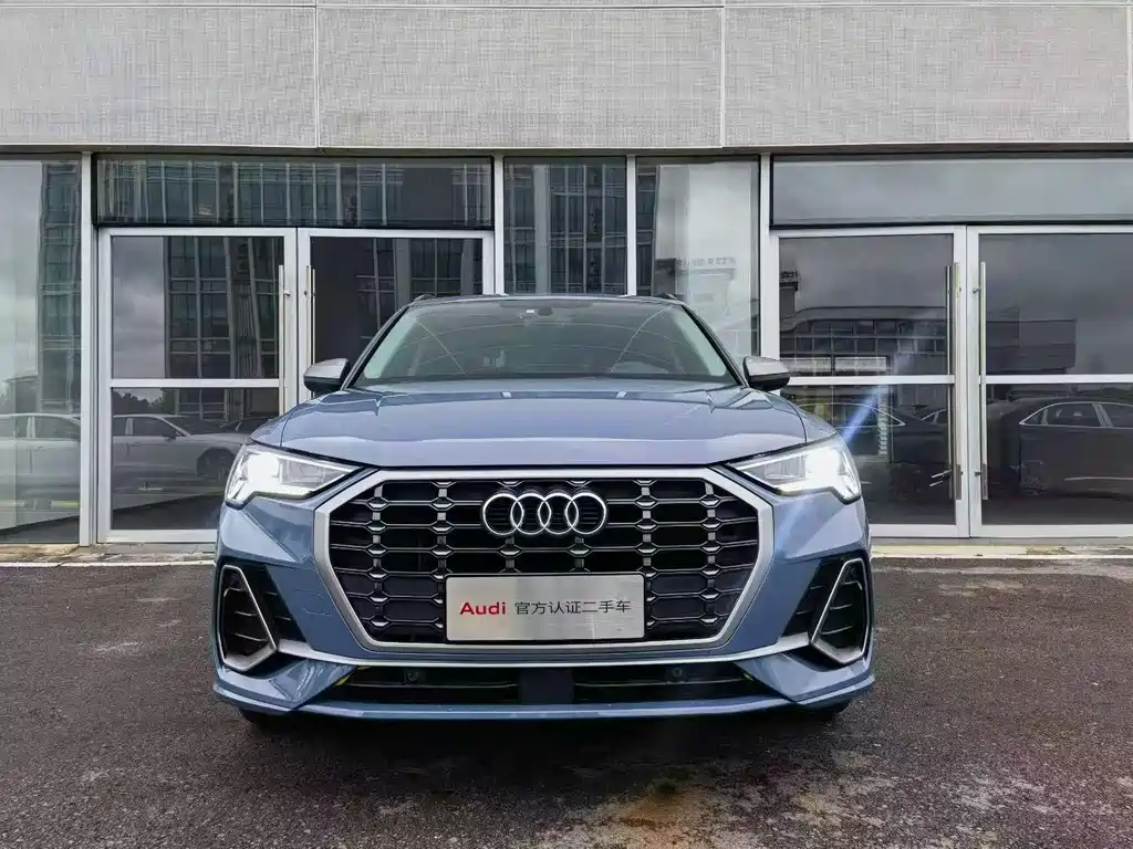 Audi Q3 2022 40 TFSI RS Kit Burning Speed ​​Type купить на сайте DeffCars